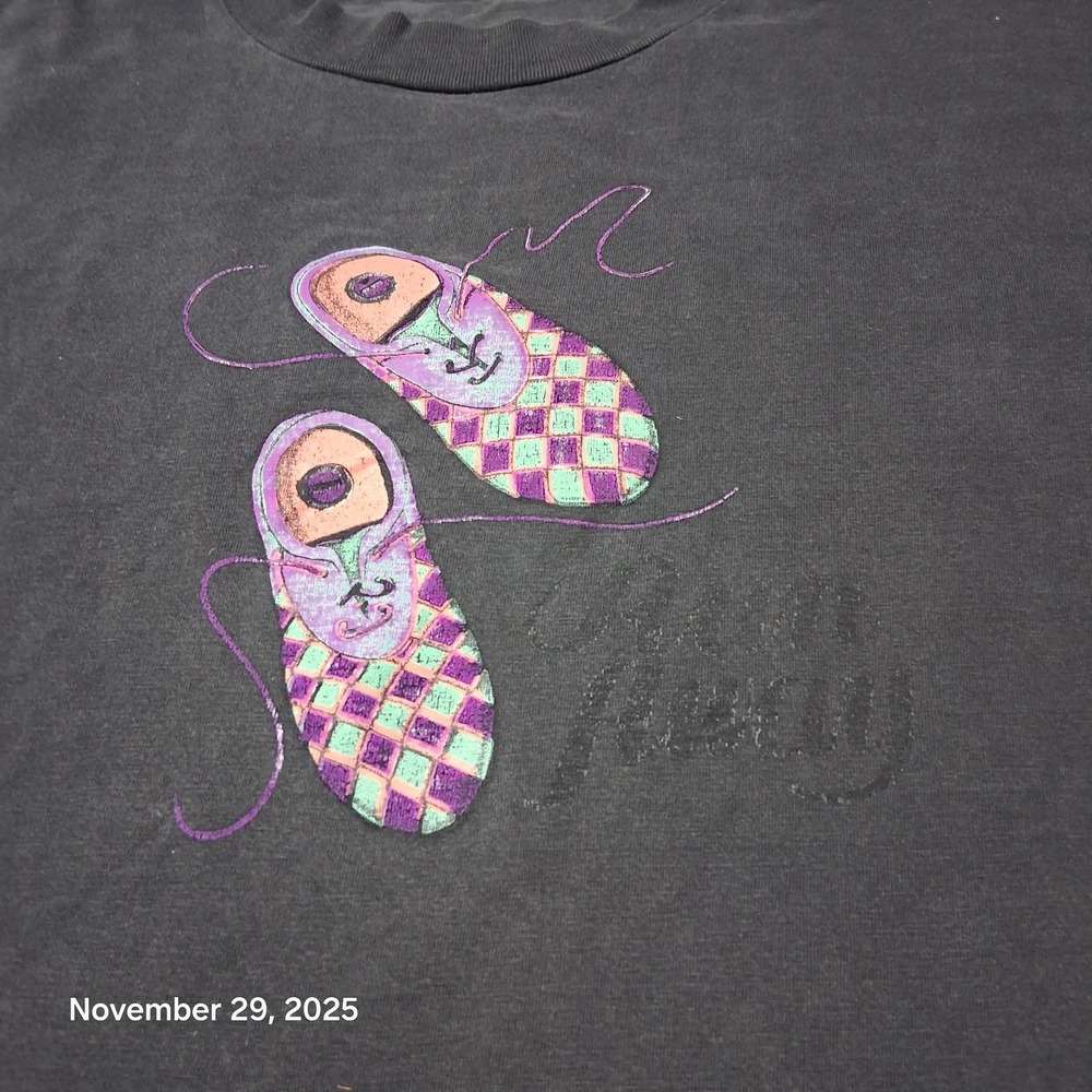 Vintage Colleglate Pacific Running Shoe T Shirt‎ RUN AWAY Single Stitch Size XL - Picture 2 of 8